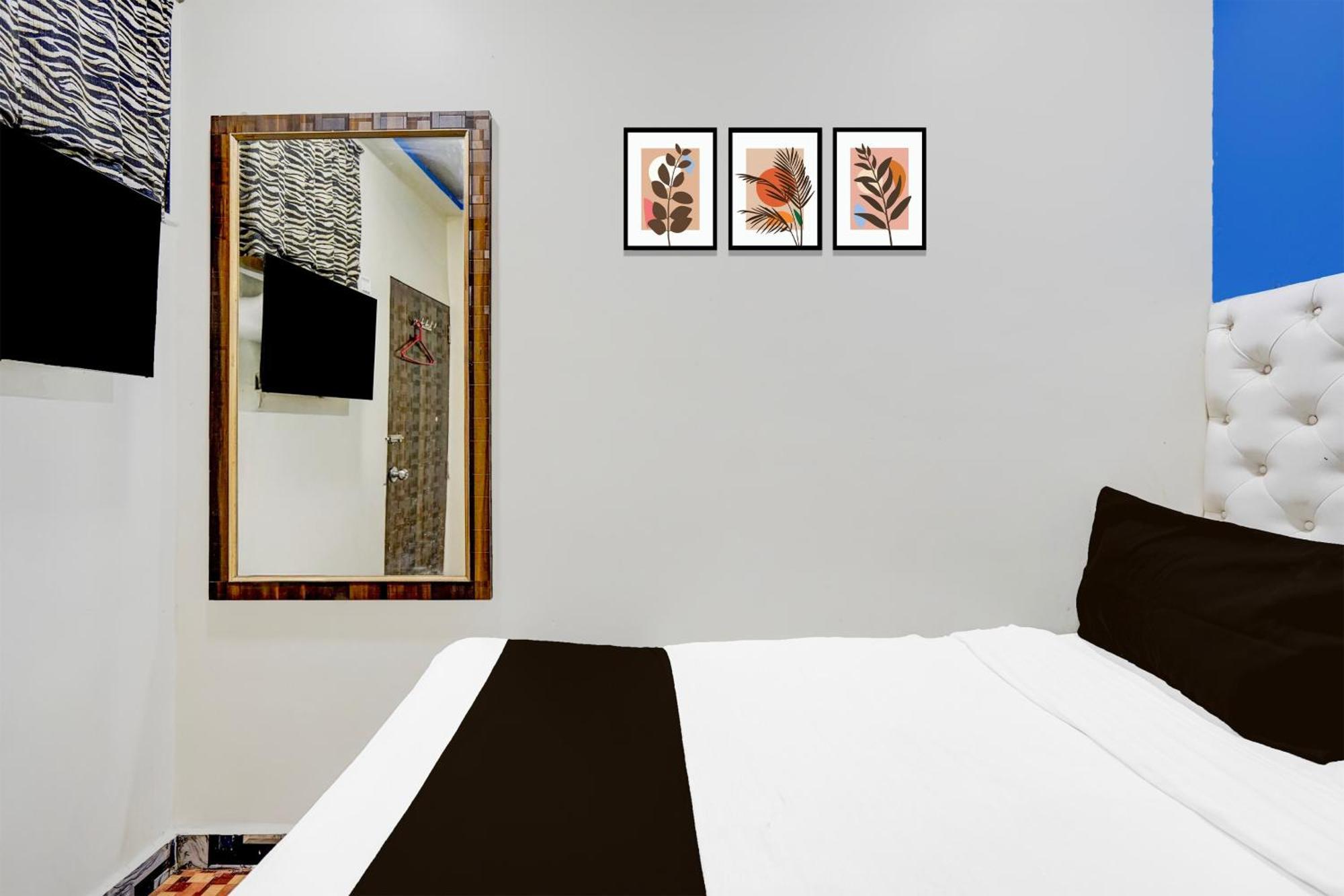 Hotel O The Om Sai Residency Bombay Esterno foto