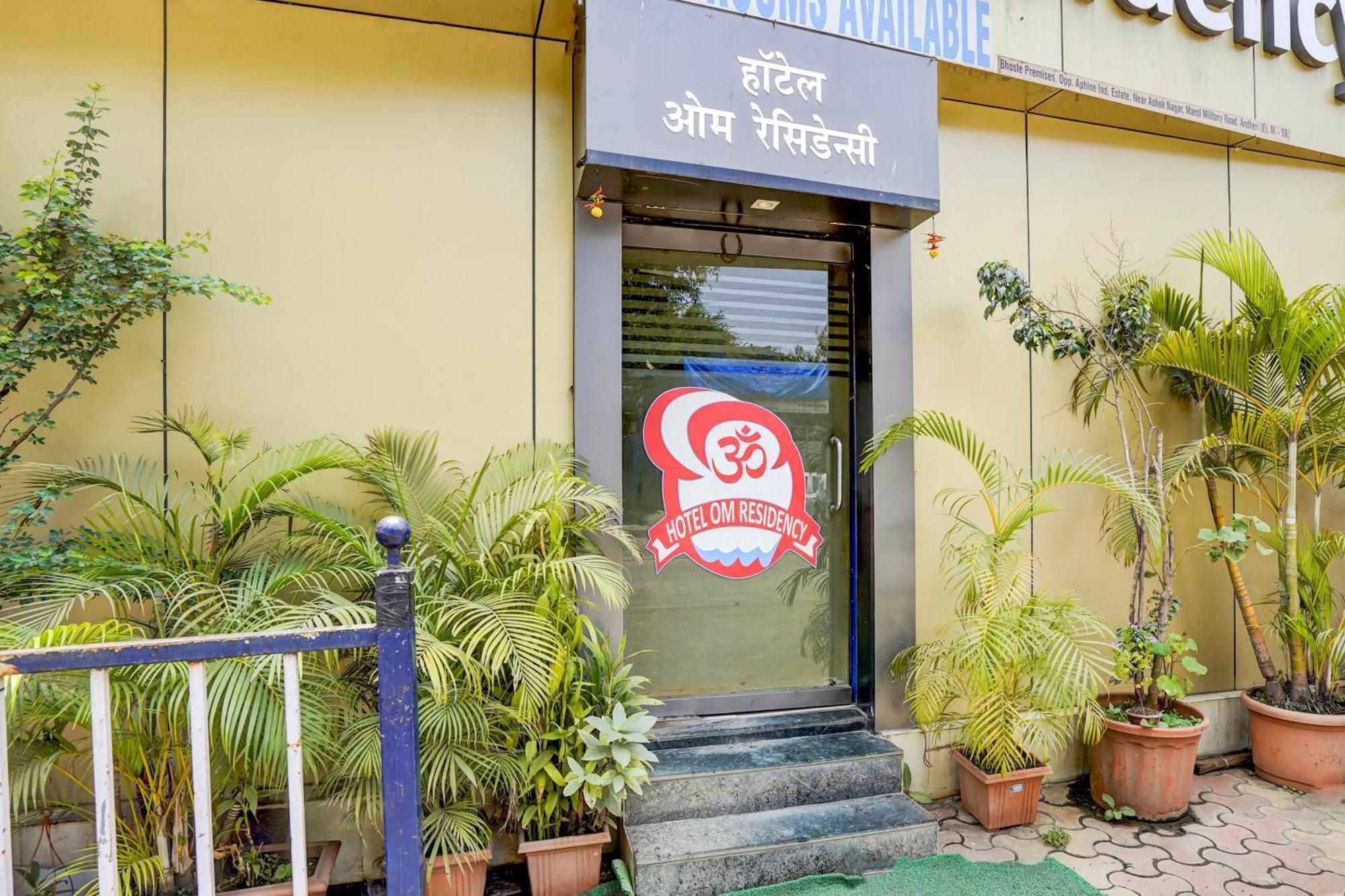 Hotel O The Om Sai Residency Bombay Esterno foto